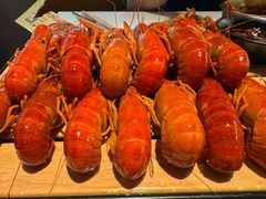 -肥肥虾庄·金牌油焖大虾(汉街SKP店)