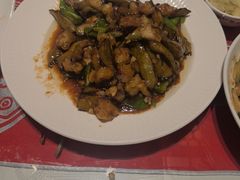 -吴记酱骨炖菜馆(西大直街店)