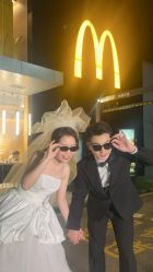 -雪中彩影婚纱摄影·微光艺术中心