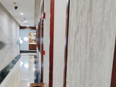 -颐而康·按摩·艾灸·足疗(武陵大道店)