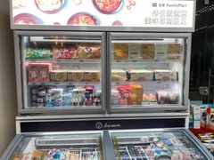 -全家便利店(上海火车站站二店)