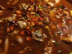 -虾弄弄海派小龙虾·牛羊蝎子火锅