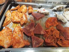 -爱客得牛排海鲜烤肉·火锅自助(春熙路黑金好店)