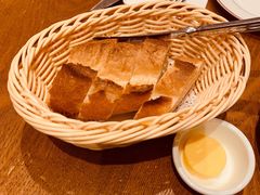 餐前包-Entrecôte 法国牛扒馆(保利·时光里店)