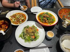 -万重锦·人文川菜馆(骡马市店)