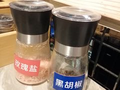 -哈哈碳都·牛肋条无限自助烤肉(台江万达店)