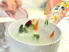 -水桶王国主题餐厅·聚会·生日派对·亲子活动·家庭套餐(亚龙湾希尔顿店)