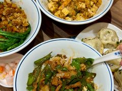 -李与白包子铺(桐梓林店)