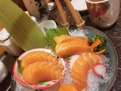 厚切三文鱼-万福炭火烤肉日本料理(新街口店)