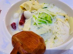 -阿上阿上麻辣香锅&麻辣烫(朝阳蓝色港湾店)