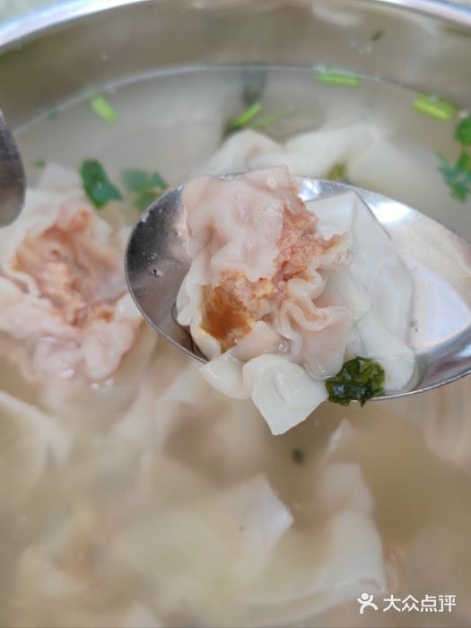 海萍馄饨(湖北路店)生蛋黄馄饨图片