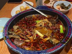 -何师傅美蛙鱼头(汉街店)