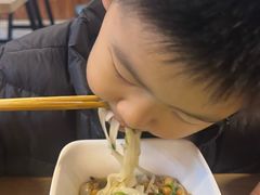 -丽丽三鲜螺蛳粉(田林路店)