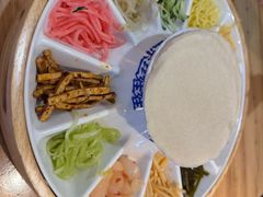 -怪噜范·老贵阳街头名小吃(汇金星力城店)