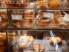 -白玉兰食品(汇联商厦店)