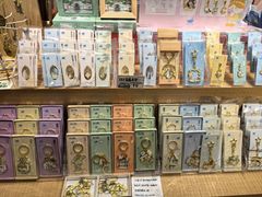 -猫的天空之城概念书店(苏州诚品店)