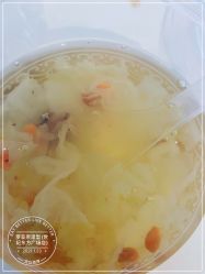 -罗亚帝造型·烫发染发