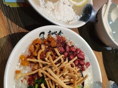-肖四女乐山跷脚牛肉(世博源店)