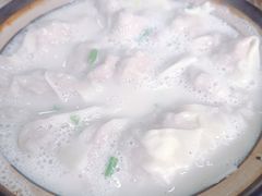 牛肉砂锅馄饨-雪琴面馆富安特色鱼汤面(城中花园店)