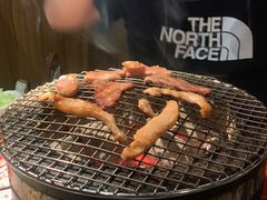 -山之屋炭火烧肉·生啤畅饮(大朗万科中央公园店)