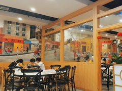 -江城燕子大排档(江汉路步行街店)