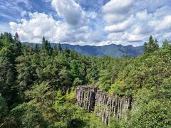 -梭布垭石林景区