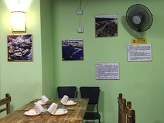 大堂-大富蚝乌东哥饭店·石锅鱼杂·柠檬鸭(革新路店)
