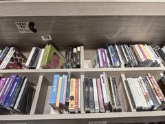 -浣熊唱片店(上海影城店)
