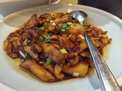 老北京肉片烧茄子-味+新京宴·烤鸭·北京菜(创意谷店)