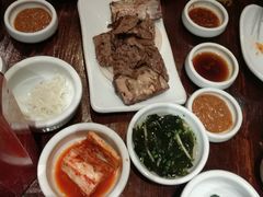 -萨拉伯尔(燕莎友谊商城店)