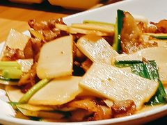 云南腊肉炒香笋-云海肴·汽锅鸡·云南菜(美罗城店)