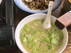 -老唐三下锅 ·张家界地标美食(溪布街店)