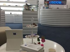 -优视力蔡司眼镜验配中心(越秀城市广场奥莱店)