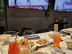 -京狮炙燥·精酿烧烤(首经贸店)