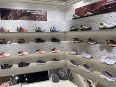 -SALOMON萨洛蒙(北京王府中环店)