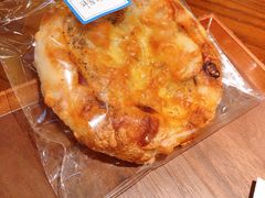 洋葱培根佛卡夏-Ten Olives甜点
