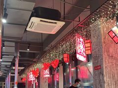 大堂-么肆烤肉·中式自助·烤肉大排档(街道口季佳PAI店)