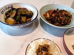 -湖南码头·地道岳阳美食·湘菜(魏公村店)