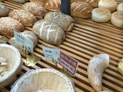 -焙丽拾光(麦凯乐直营店)