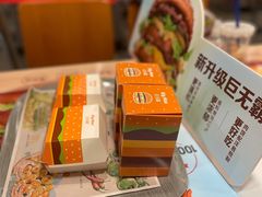 -麦当劳(小白楼店)