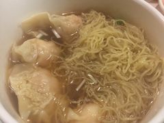 -新大咀港式茶餐厅(宝山万达店)