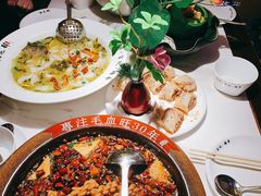 -今朝桃花醉川菜小酒馆(龙湖天街店)