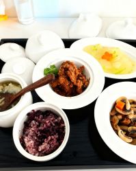 -弗蕾亚·和月月子调理院(东湖店)