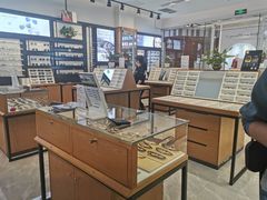 -MiRi明润眼镜·蔡司官方授权店(星光荟店)