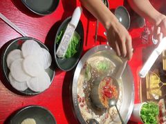 -谭鸭血老火锅(万象九宜城店)