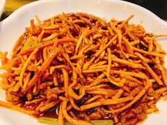 撒子牛肉丝-刘胖子家常菜·蹄花焖藕(中南店)