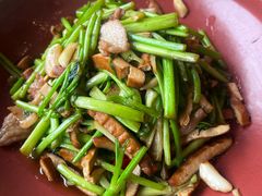 -侬佳蒸菜馆(听潮店)