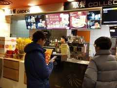 -麦当劳(虹梅路地铁站店)