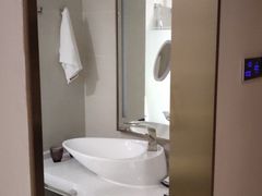 -麗枫酒店(深圳坪山高铁站龙东地铁站店)