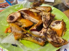 -艾力江和田馕坑烤肉店